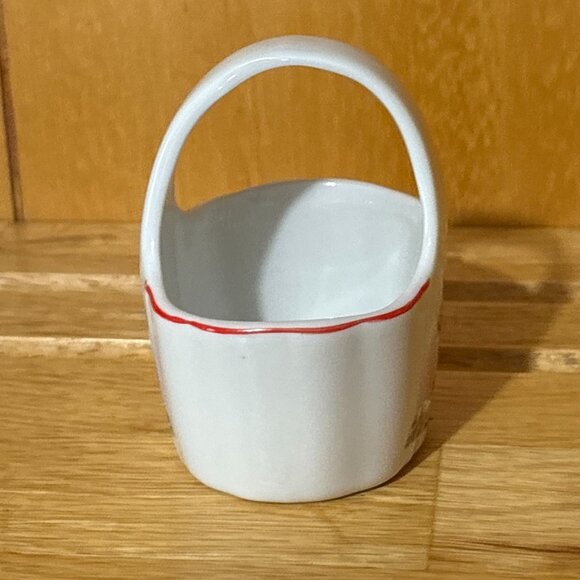 Vtg NWT Porcelain Christmas Bud Vase Basket Set Miniature Santa Sled 2 Piece Box - Picture 5 of 16